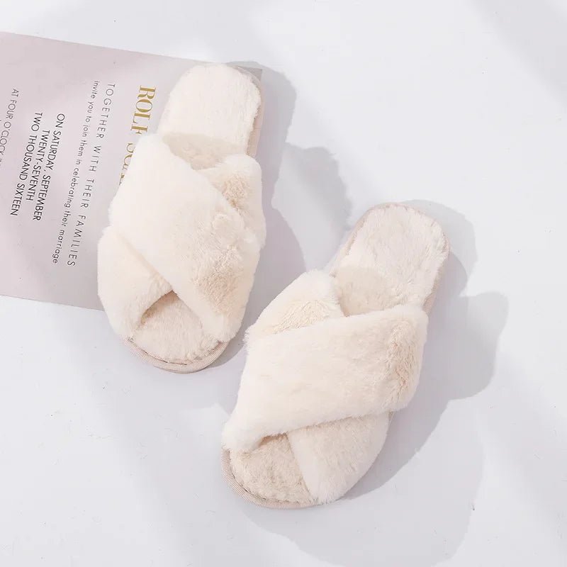 Cozy Plush Women’s Faux Fur Slippers – Winter Indoor Comfort Slides - Merry & Cosy