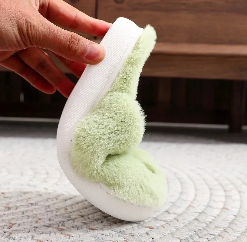 The Grinch Plush Slippers - Merry & Cosy