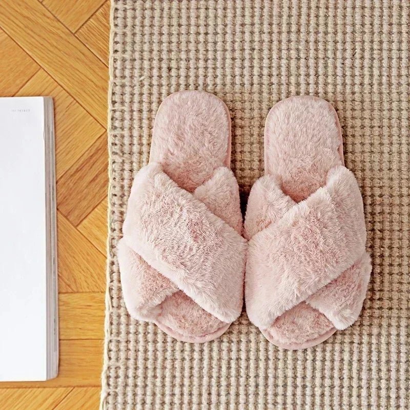 Cozy Plush Women’s Faux Fur Slippers – Winter Indoor Comfort Slides - Merry & Cosy