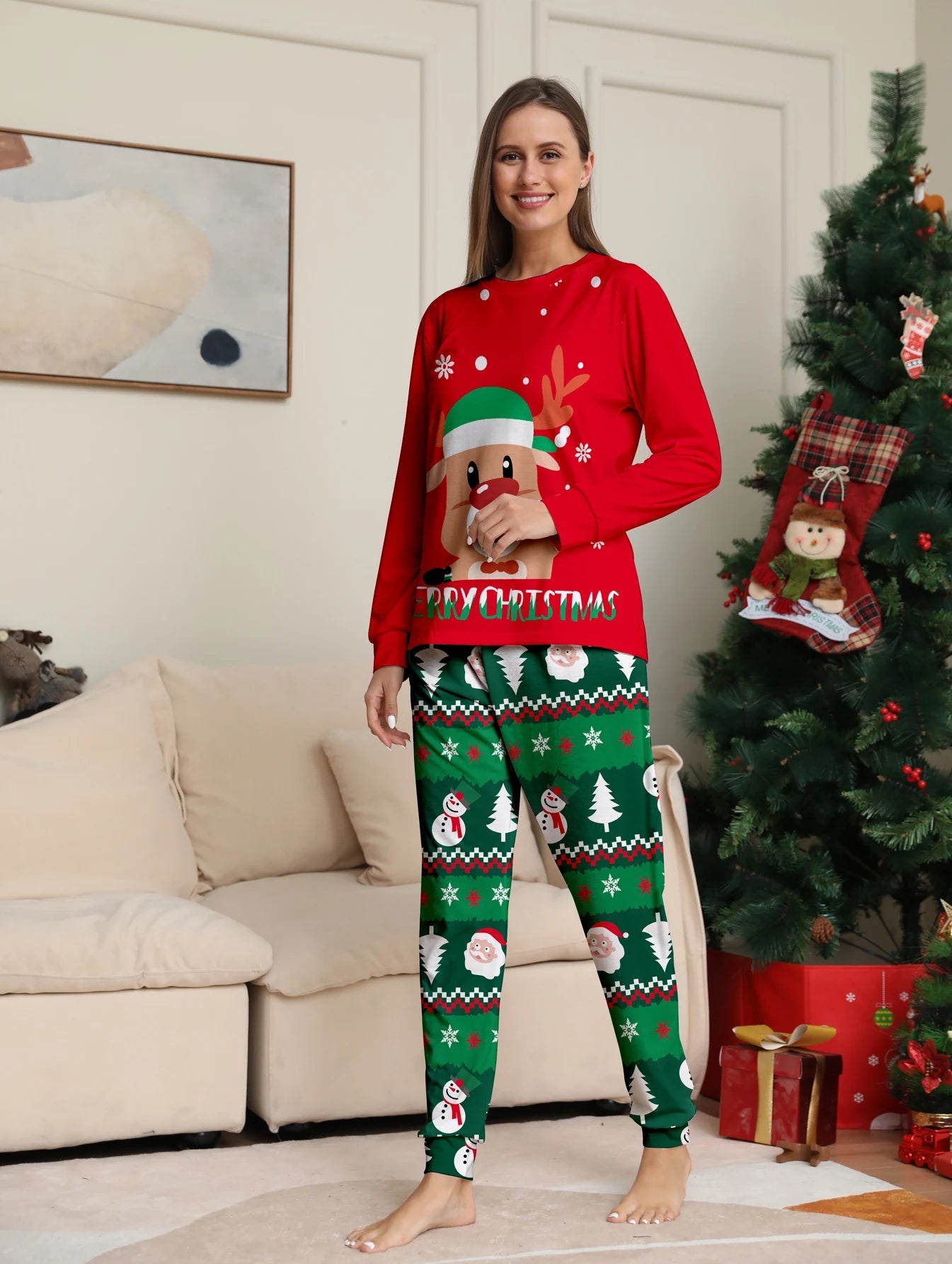 Festive Family Matching Christmas Pajamas Set - Merry & Cosy