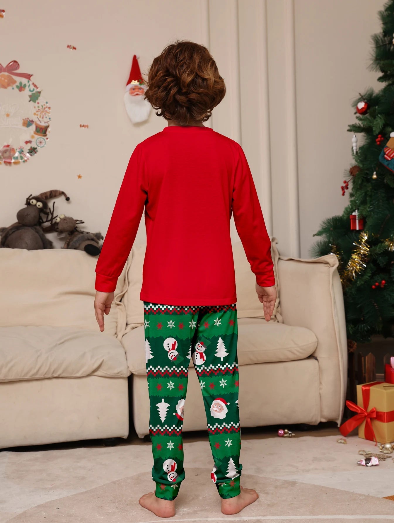 Festive Family Matching Christmas Pajamas Set - Merry & Cosy