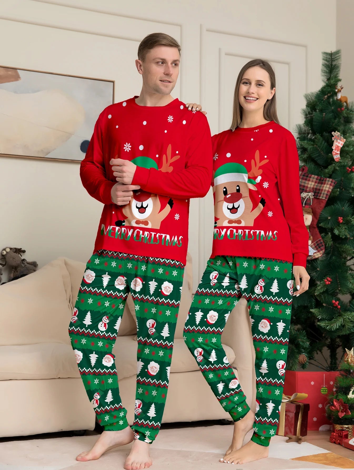 Festive Family Matching Christmas Pajamas Set - Merry & Cosy